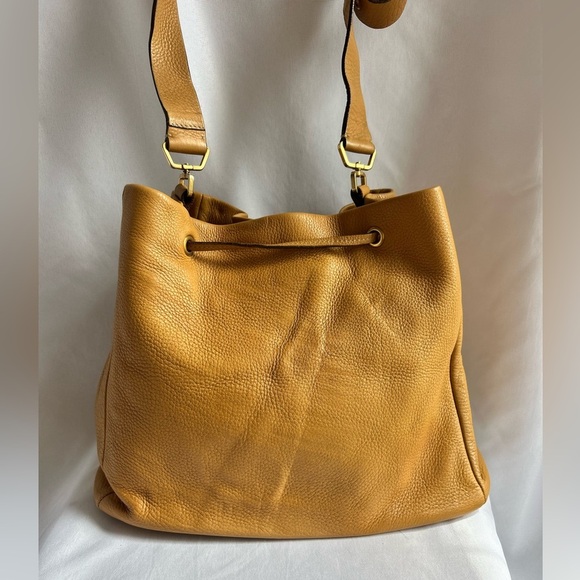 Prada yellow pebbled leather Bucket Bag - Picture 3 of 13